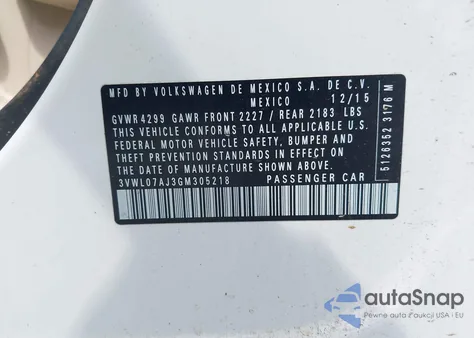 2016 Volkswagen Jetta 1.8T Sel z USA, uszkodzony, nr VIN 3VWL07AJ3GM305218